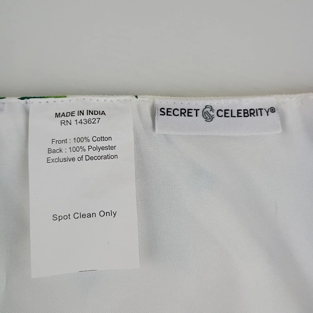 Secret Celebrity Christmas Holly Berry Table Runner White Red Green Glitter 68in